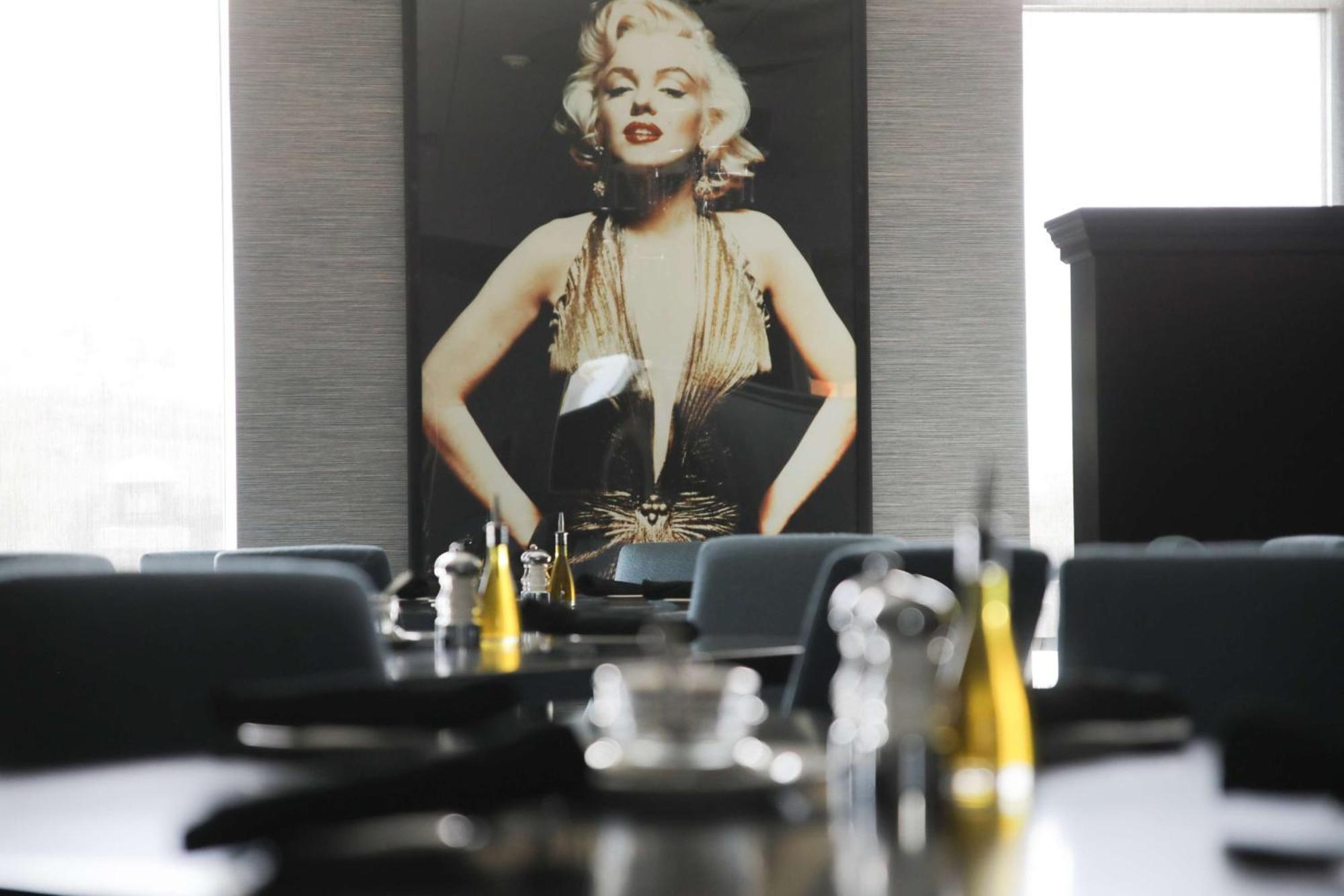 Hotel The Rewind West Des Moines, Tapestry Collection By Hilton Exterior foto